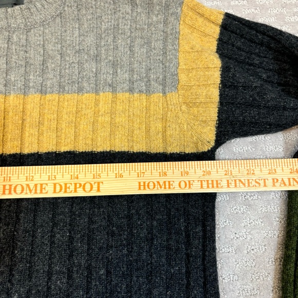 Banana Republic Mens Lambswool Sweater Pullover striped Size Large Grey Blue - Picture 4 of 6